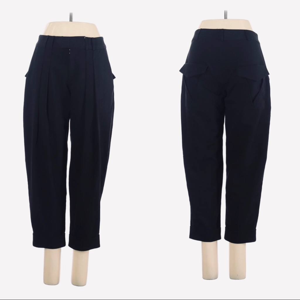 Nwot Black Halo Pleated Cropped Statement Pant